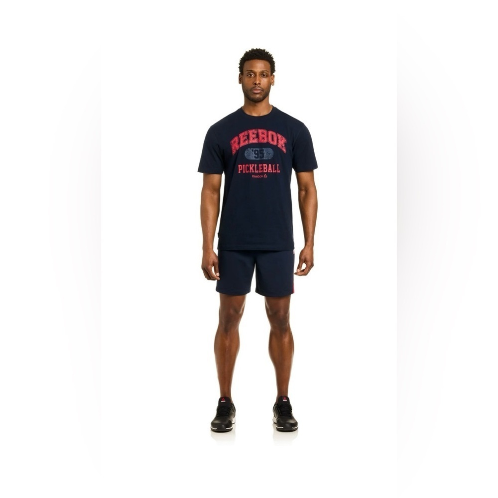 Reebok Men's Dark Blue And Red Athletic T-Shirt